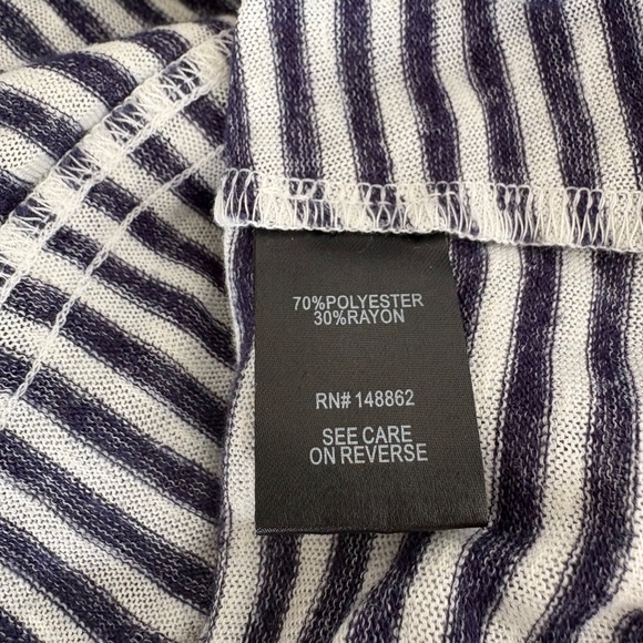 Torrid White Blue Striped Nautical Coastal Sleeveless Tank Top Blouse Women's 4 - Picture 6 of 7